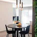 Luxurious T2 Varandas Apartment XIII
